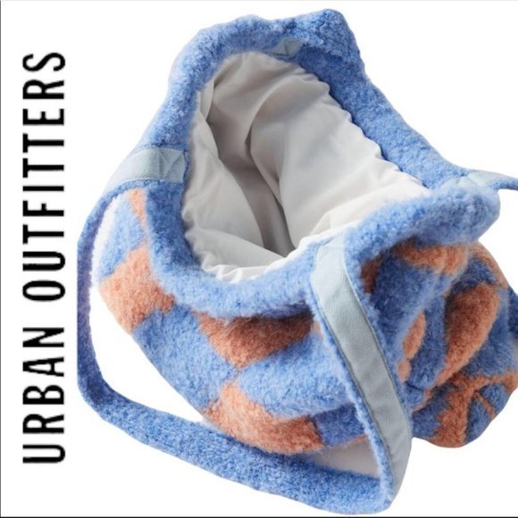 COPY - New! Urban Outfitters Emy knit tote bag NWT - Picture 4 of 5